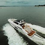 Yate de Lujo Azimut 52 Cartagena