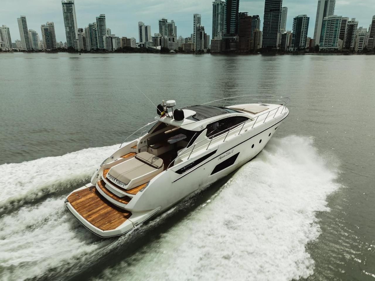 Yate De Lujo Azimut 52 Cartagena
