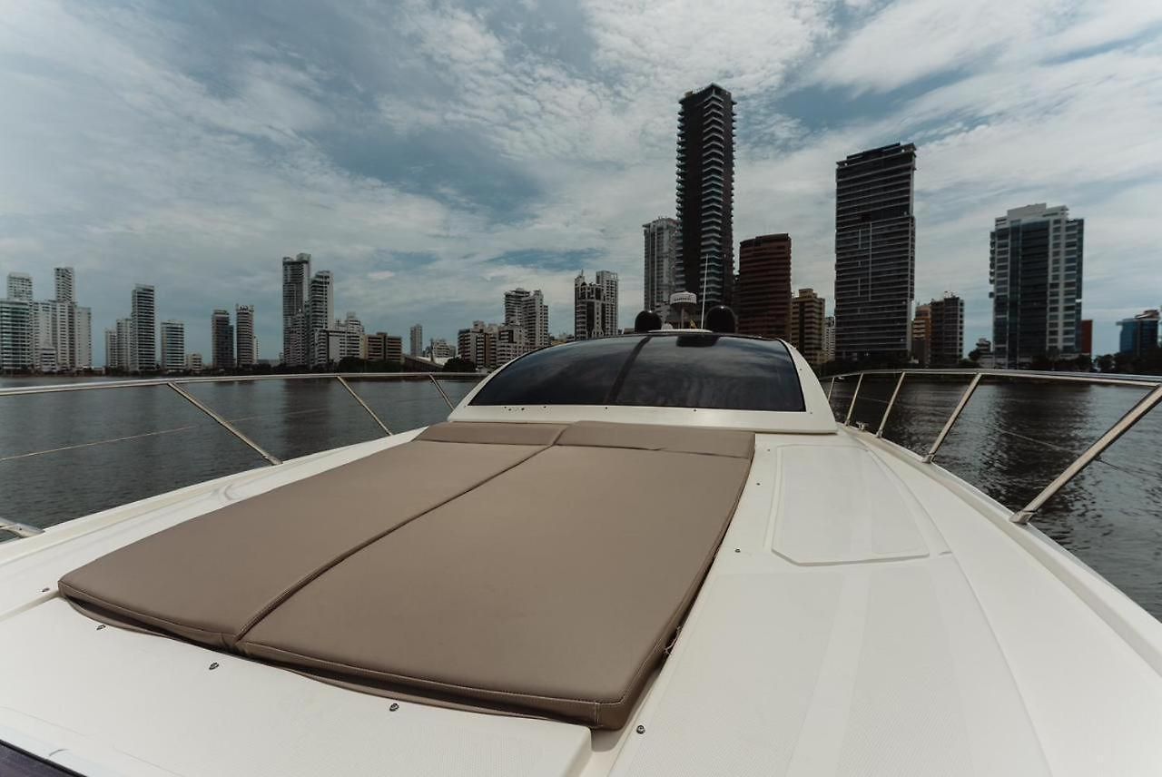 Yate De Lujo Azimut 52 Hotel en barco Cartagena