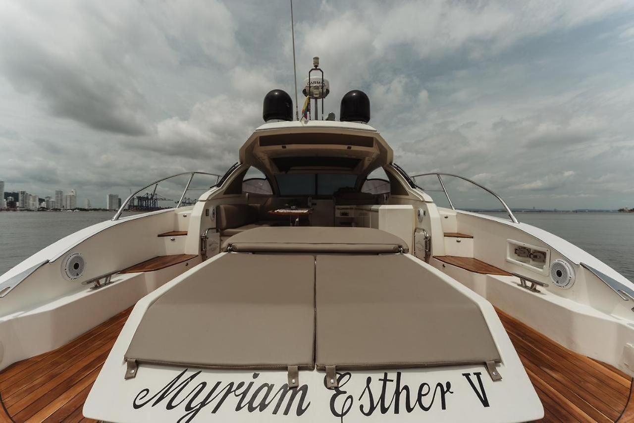 Yate De Lujo Azimut 52 Cartagena