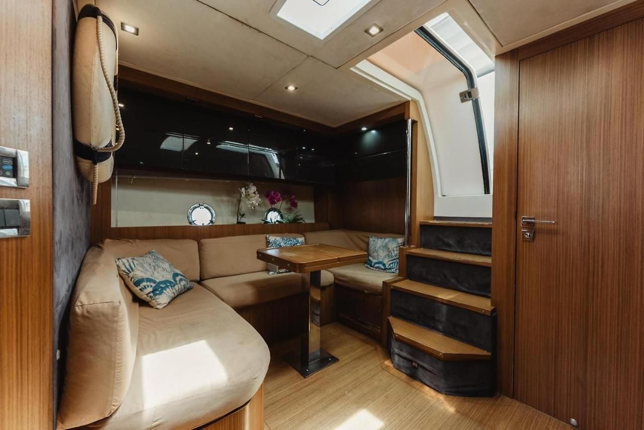 Yate De Lujo Azimut 52 *