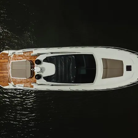 Hotel en barco Yate De Lujo Azimut 52 Cartagena