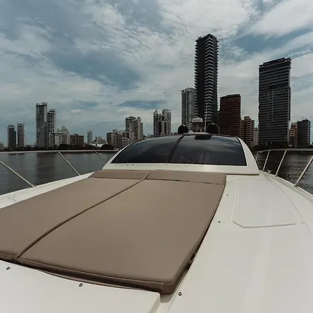 Yate De Lujo Azimut 52 Hotel en barco Cartagena