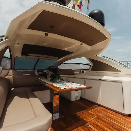 Yate De Lujo Azimut 52