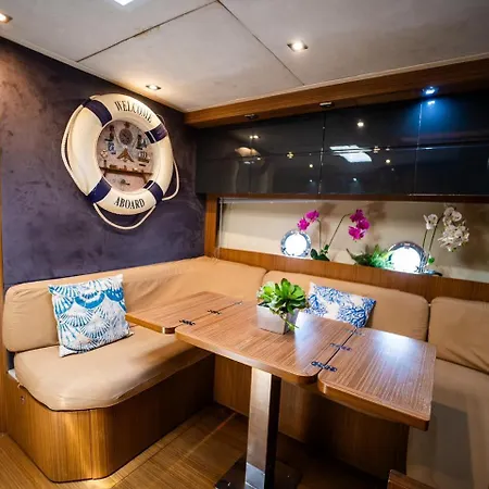 Yate De Lujo Azimut 52 Cartagena