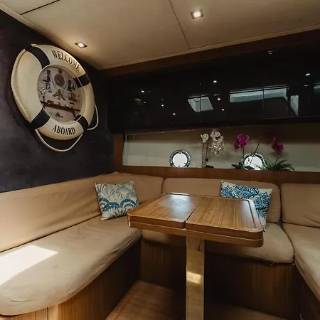 Yate De Lujo Azimut 52 Hotel en barco Cartagena